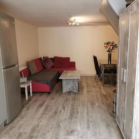 Palaz 1 - 2 Bedroom Garden Flat Edmonton Zewnętrze zdjęcie