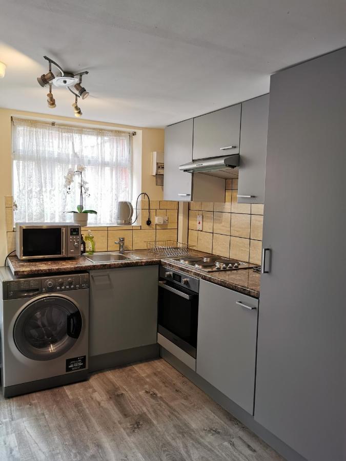 Palaz 1 - 2 Bedroom Garden Flat Edmonton Zewnętrze zdjęcie