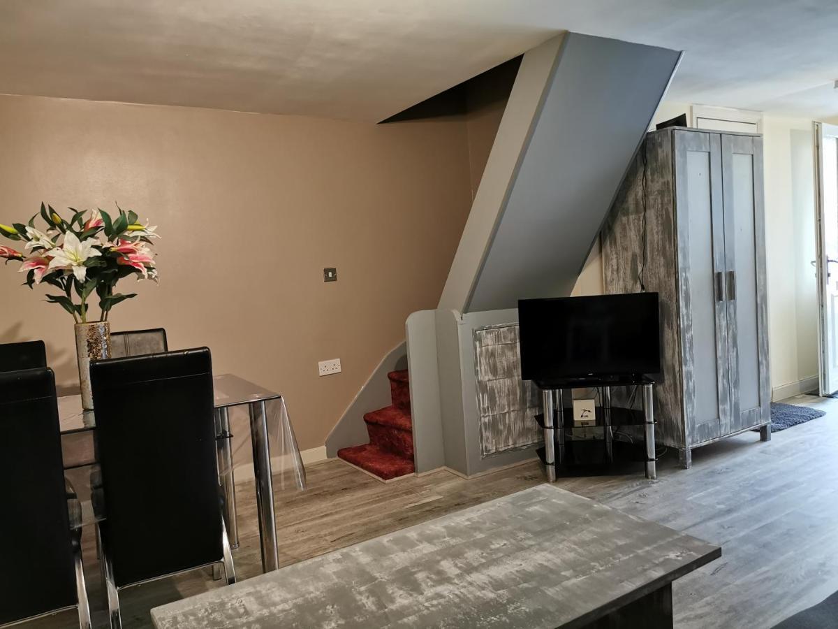 Palaz 1 - 2 Bedroom Garden Flat Edmonton Zewnętrze zdjęcie
