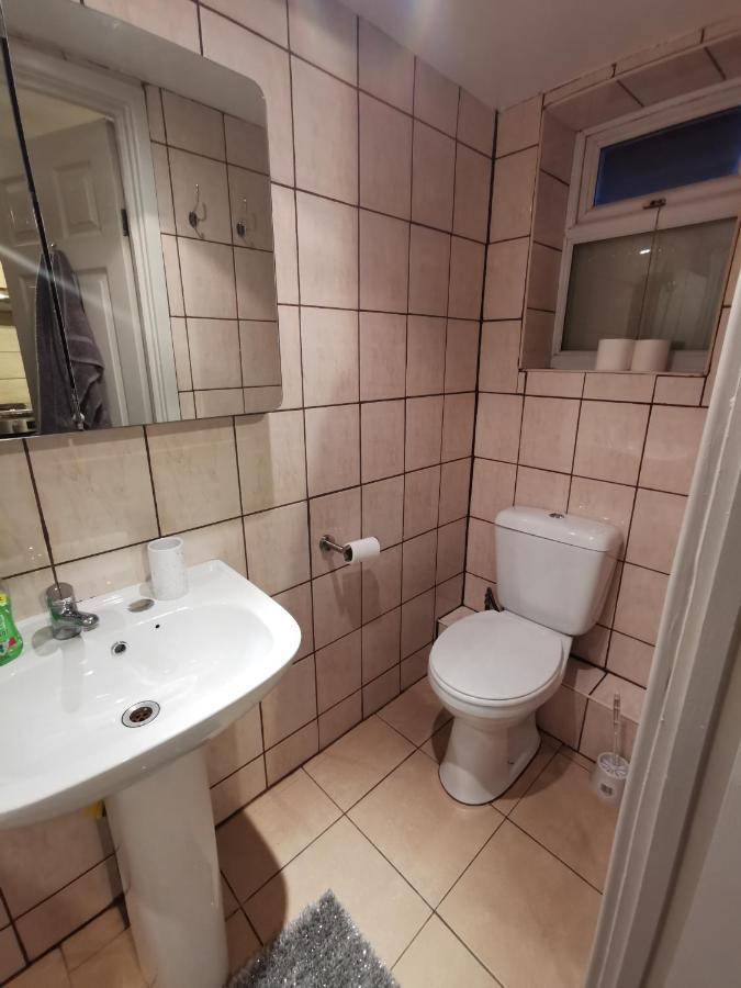 Palaz 1 - 2 Bedroom Garden Flat Edmonton Zewnętrze zdjęcie